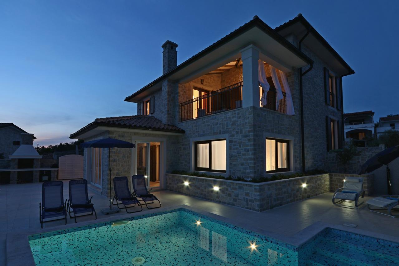 Villa Lurda Linardici Krk Exteriör bild