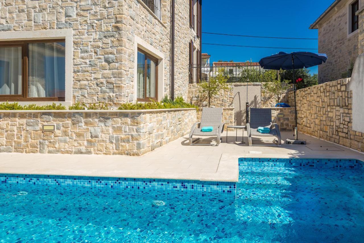 Villa Lurda Linardici Krk Exteriör bild