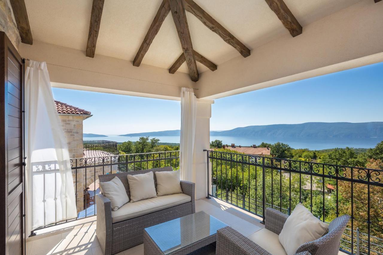 Villa Lurda Linardici Krk Exteriör bild