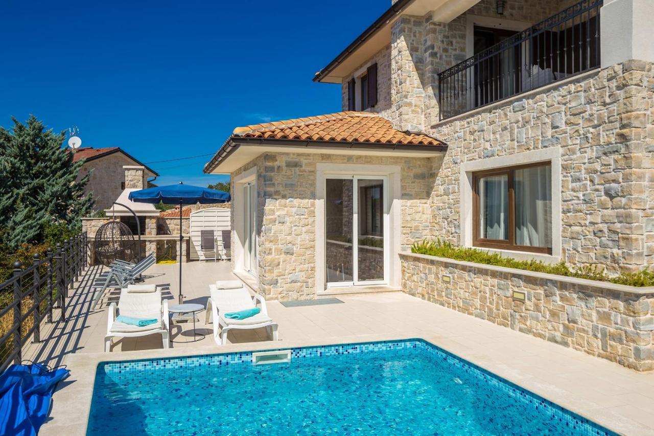 Villa Lurda Linardici Krk Exteriör bild